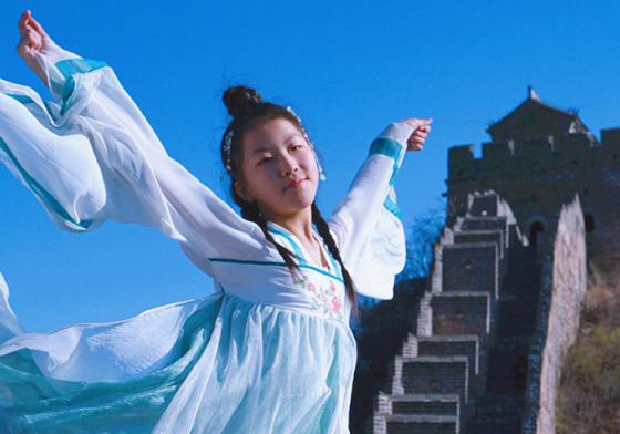 京郊周边游，金山岭长城十万亩野杏花，