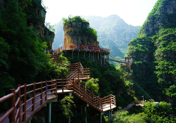 行客旅游大咖走进度假胜地乐谷银滩风景