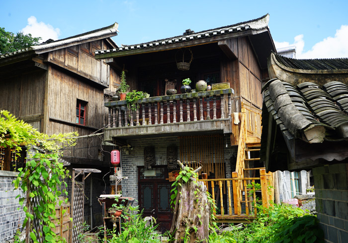 青岩古镇，六百年前的军事要塞，如今岁