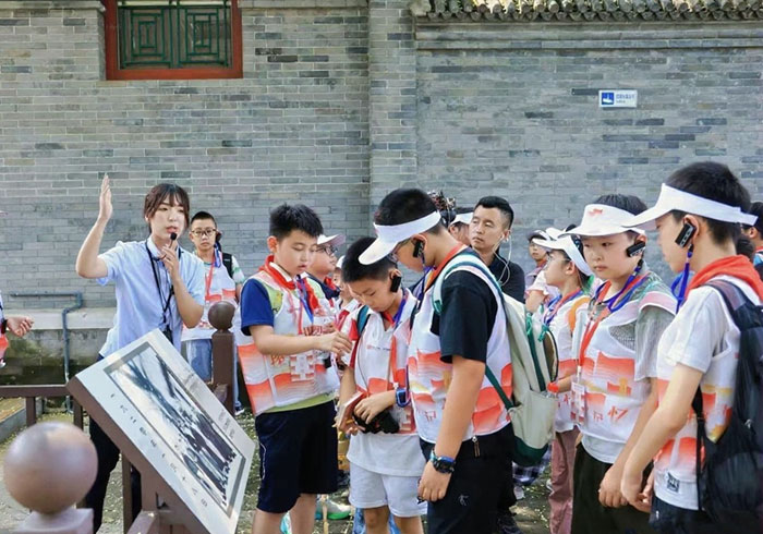 北京市属公园暑期红色游持续升温