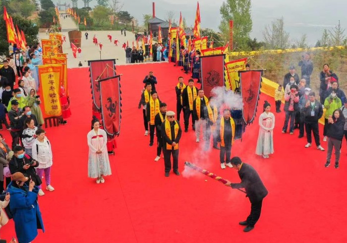 五一避开人潮拥挤，来蓟州车神架登高祈