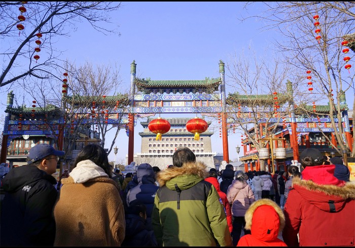 迎新年，传承文化，他们走进校园